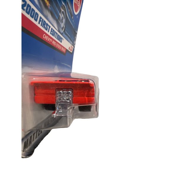 Hot Wheels 2000 First Editions 7 of 36 Collectable Chevy Pro Stock Truck - Picture 5 of 9